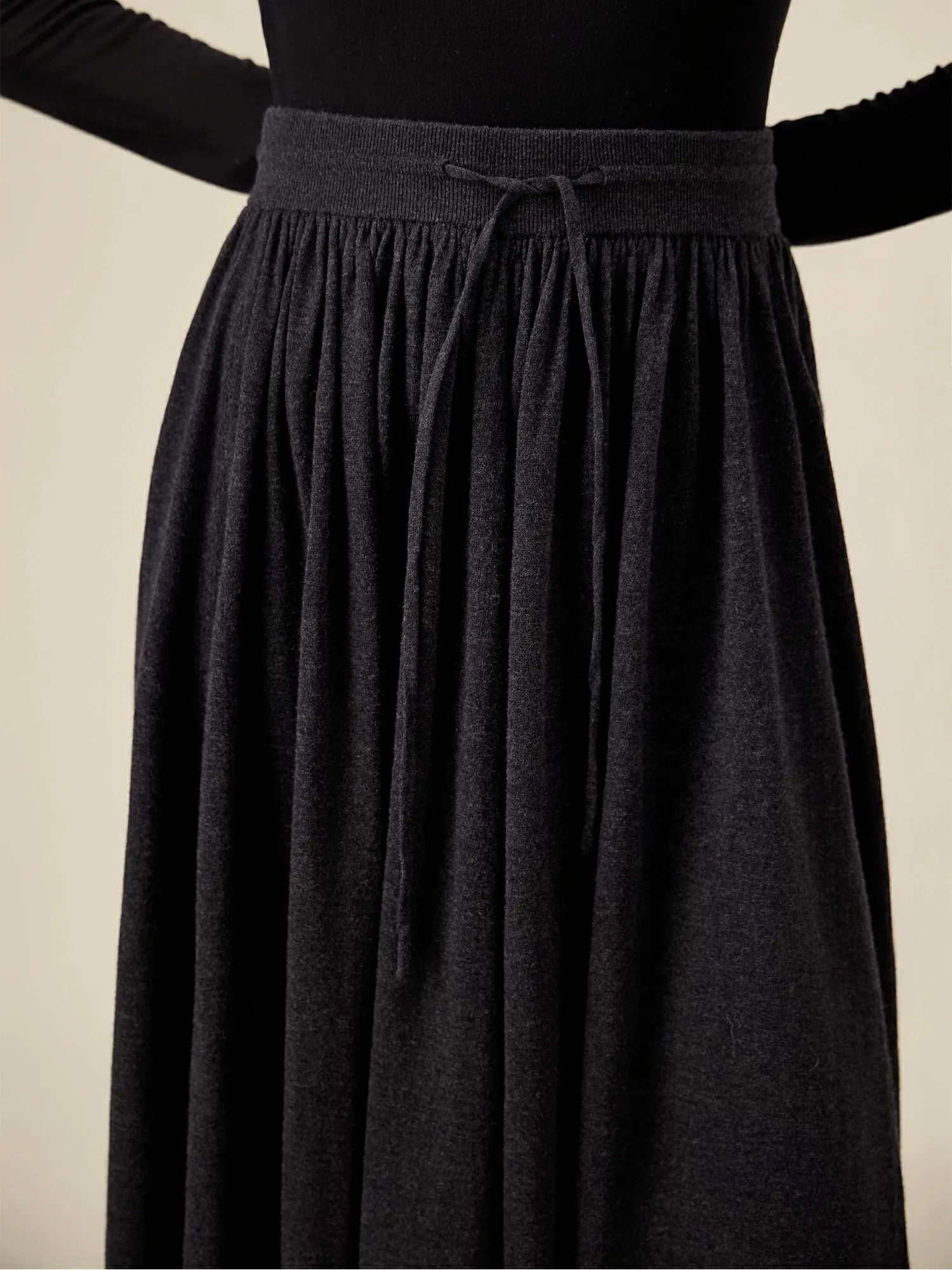 Amoretu Wool Pleated Elastic Waist Skirt