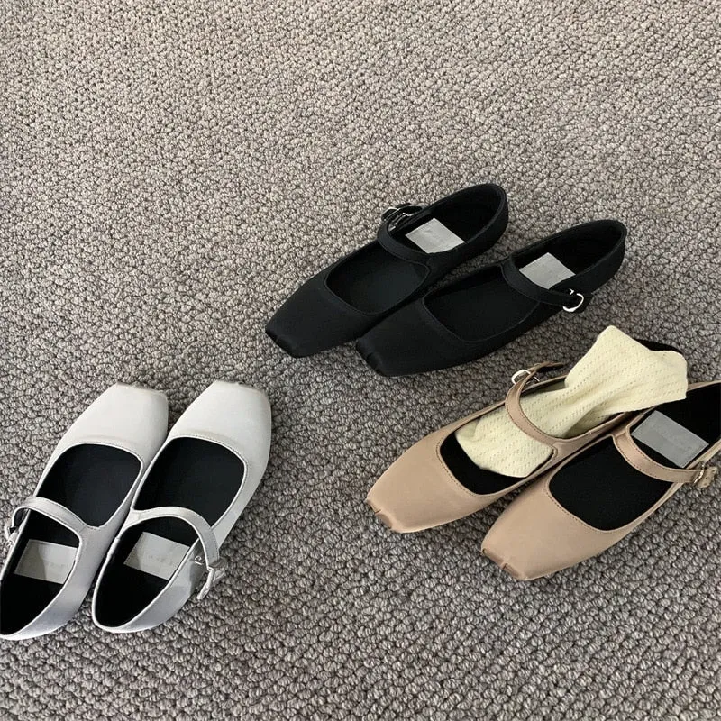 Chicmy 2023 NEW Classic Silk Ballet Shoes Buckle Strap Ballet Shoes Women Square Toe Simple Women Flats Elegant Valentine Shoes