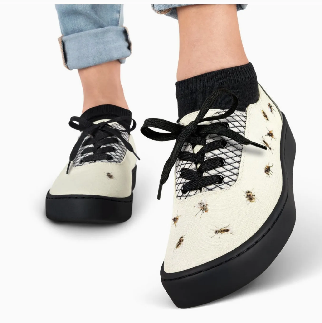 Hot Chocolate Buzzing Casual Sneaker