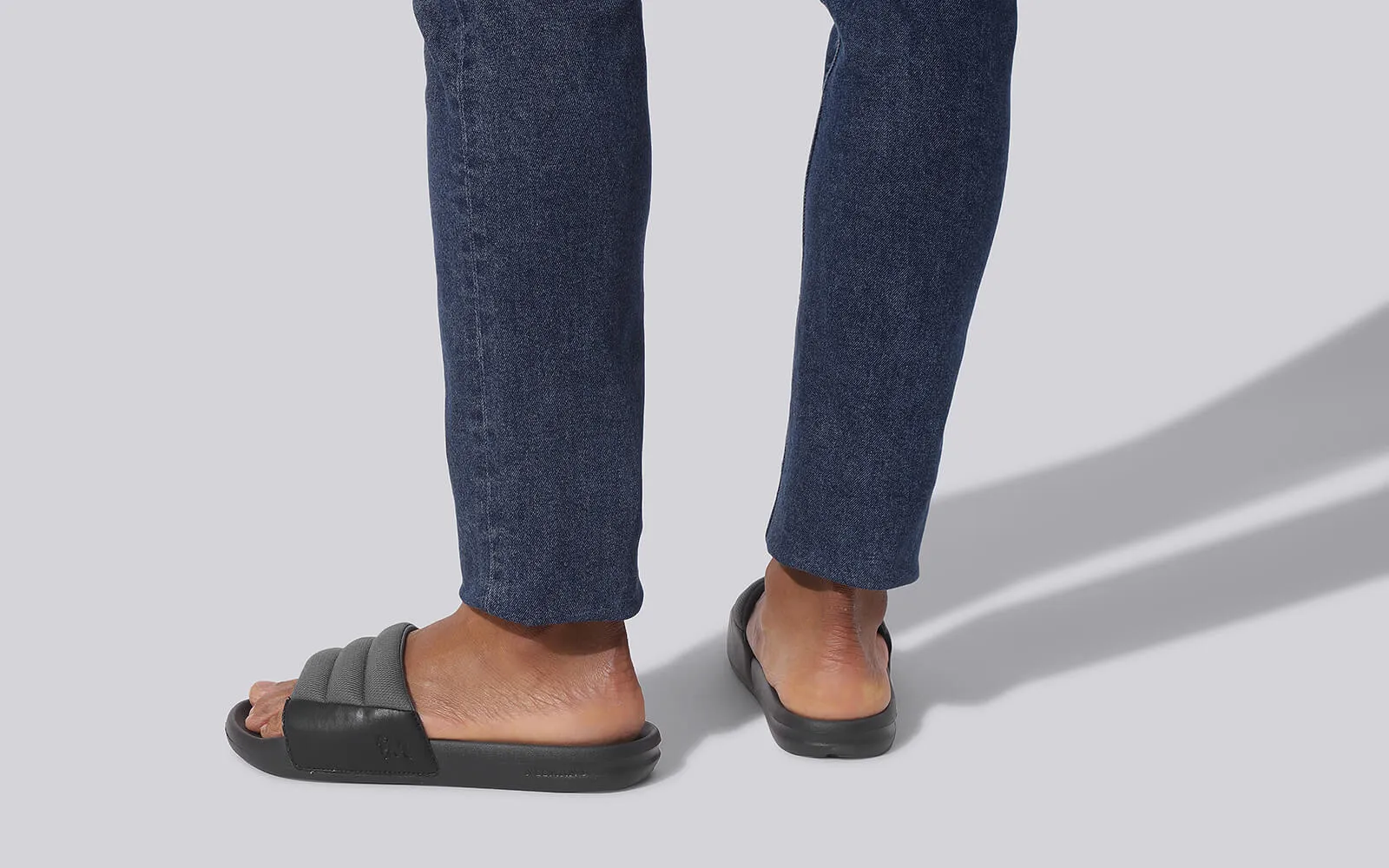 Squooshy Slides for Men : Grey-Black